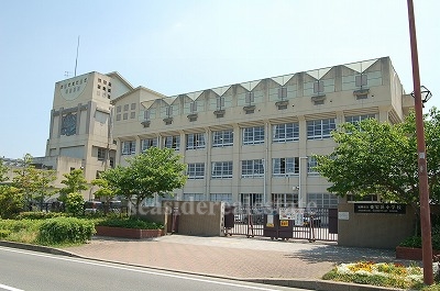 リベーラガーデンマリナタワー 小学校：愛宕浜小学校　700m