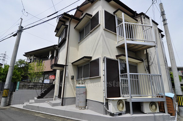 霞ハウス 外観画像